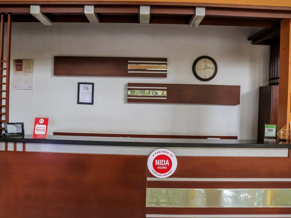 Collection O 295 Grha Ciumbuleuit Guest House Бандунг Екстер'єр фото